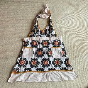 Cute apron!